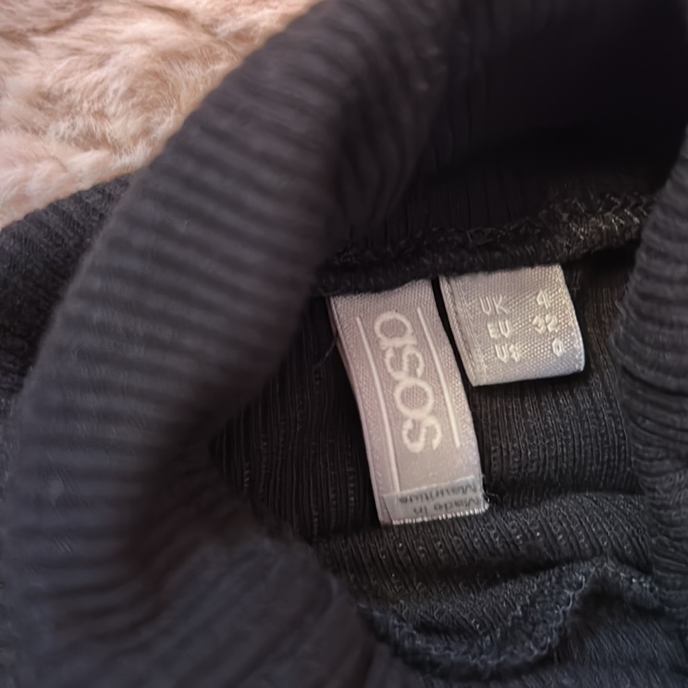asos size 0 black dress - Picture 10 of 10